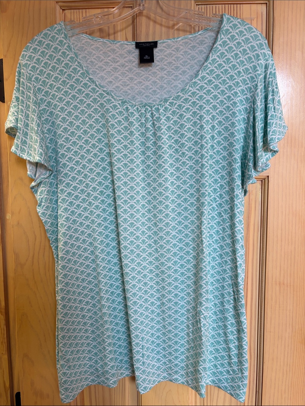 Ann Taylor Factory Turquoise & White XL Scoop Neck Short Sleeve Women's Top